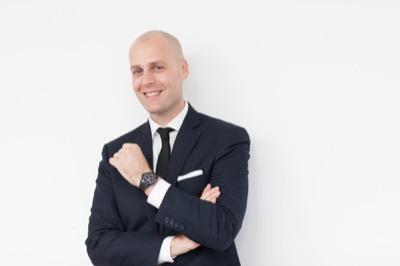 Tom F. Hofmann