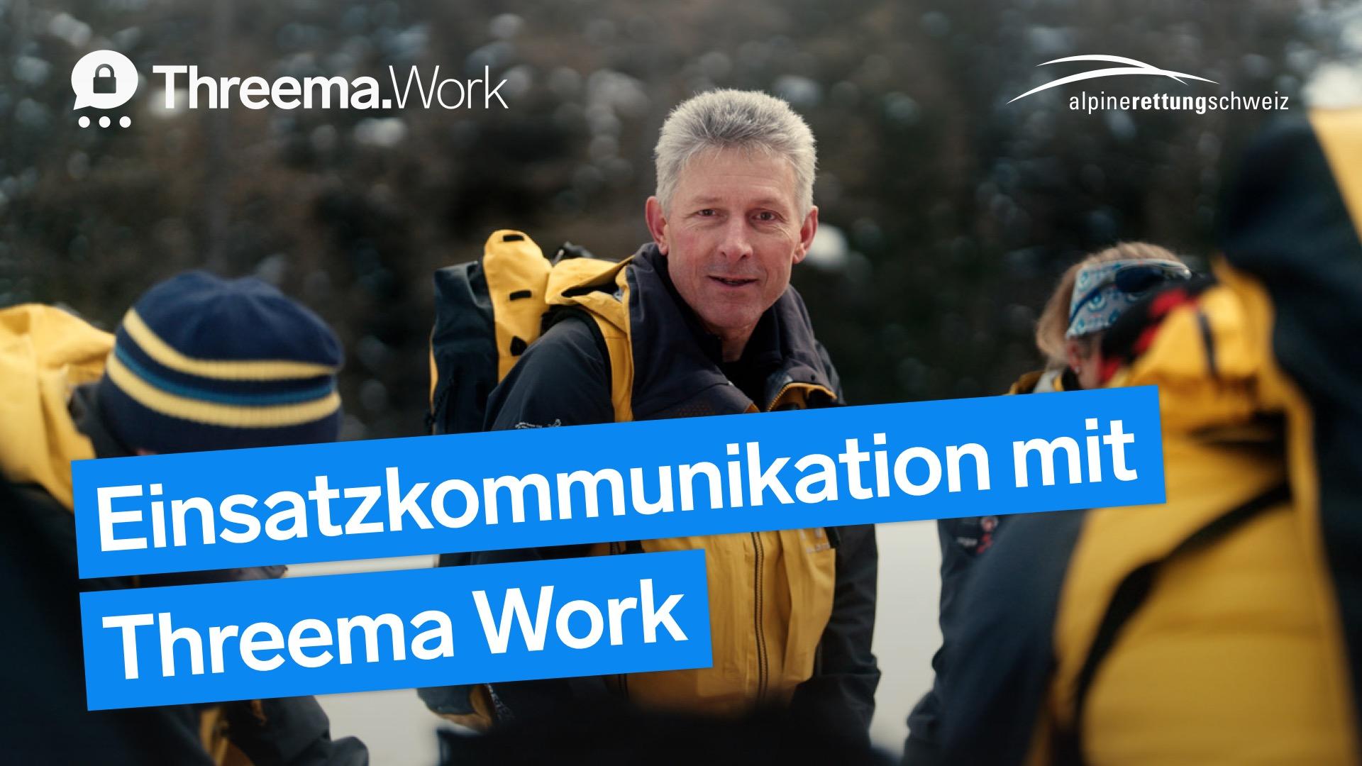 Mountain rescue team in snow with text “Mission Communication with Threema Work” and logos of Threema Work and Alpinrettung Schweiz.