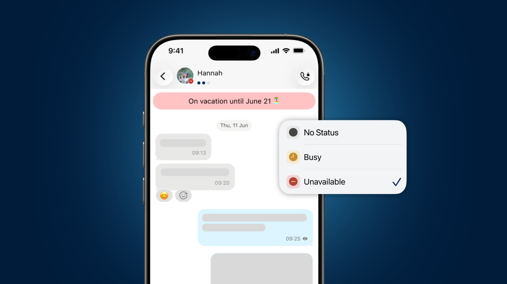 Smartphone chat screen showing a contact marked as unavailable and on vacation until June 21, with the status menu open.